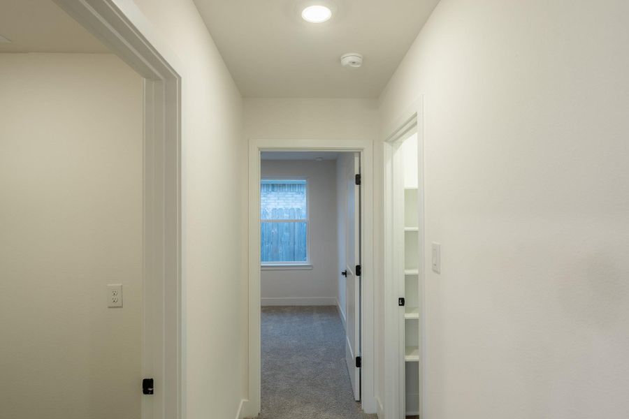 Spacious, unfurnished interior of a new home in , Conroe (Image 14).