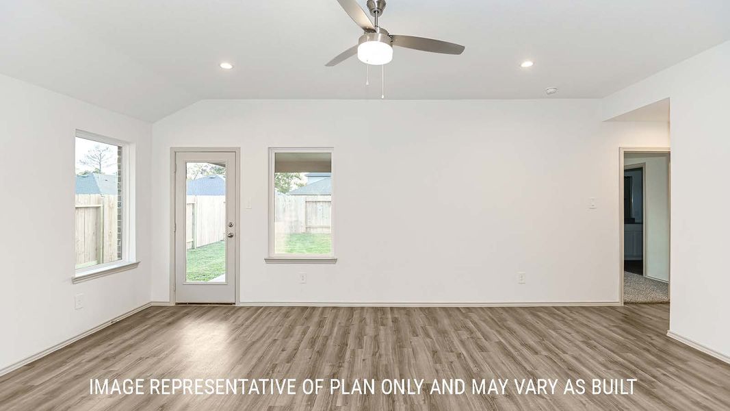 Spacious, unfurnished interior of a new home in Reserve at Mallard Lakes, Orange (Image 13).