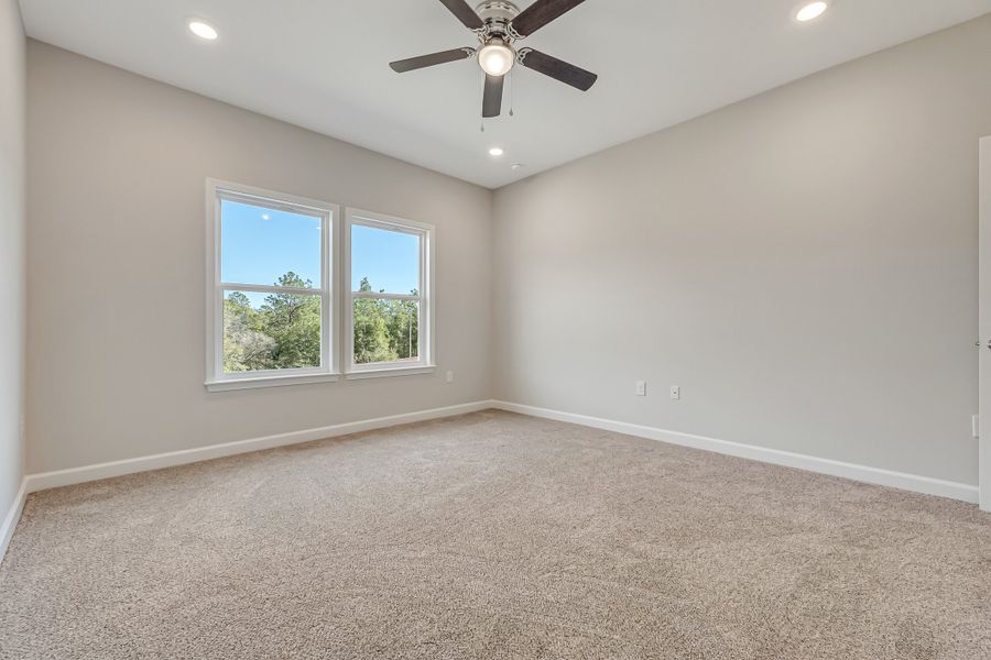 Spacious, unfurnished interior of a new home in Blossom Grove, Crestview (Image 38).