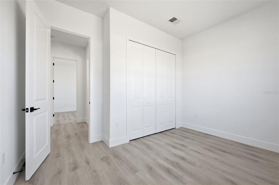 Spacious, unfurnished interior of a new home in , Ocklawaha (Image 24).