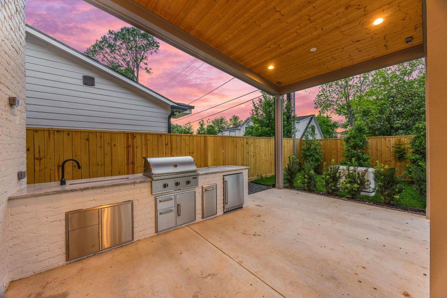 Exterior details and patio area of a home in , Houston (Image 25).