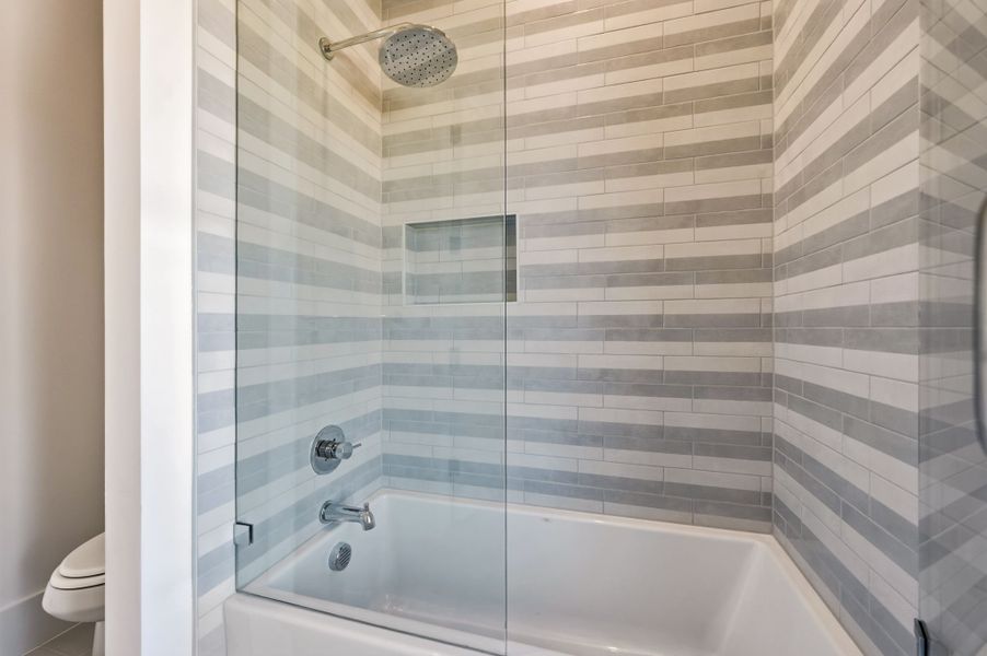 Close-up of interior finishes inside a home in Fleming Pointe, Fort Worth (Image 20).