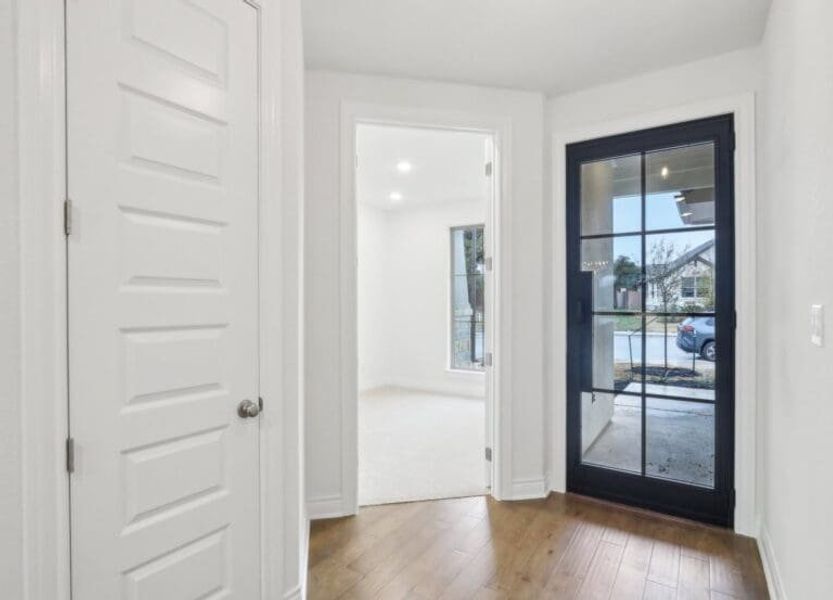 20-custom-Stonehill Dr-020