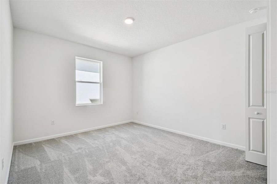 Spacious, unfurnished interior of a new home in Emerson Pointe, Apopka (Image 51).
