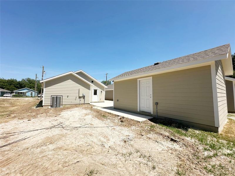 Front exterior of a new home in , Mineral Wells, TX, highlighting curb appeal (Image 12). Front exterior of a new home in , Mineral Wells, TX, highlighting curb appeal (Image 12).