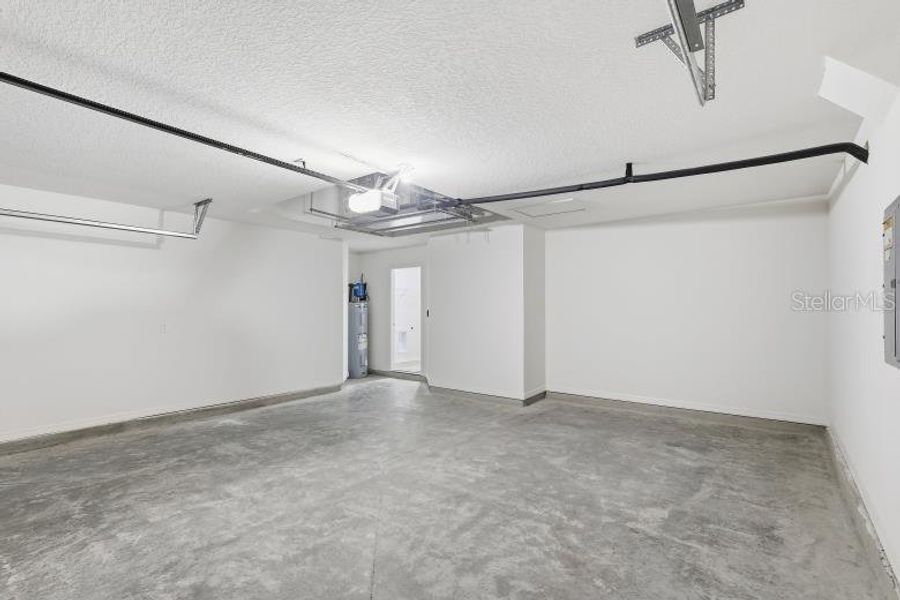 Spacious, unfurnished interior of a new home in Palm Coast, Palm Coast (Image 38).