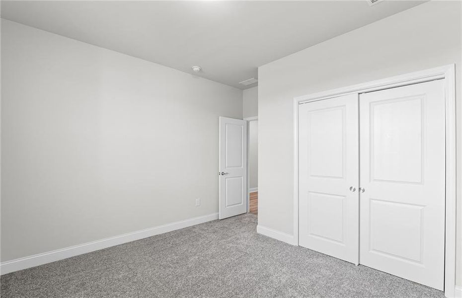 Spacious, unfurnished interior of a new home in Overland, Locust Grove (Image 16).