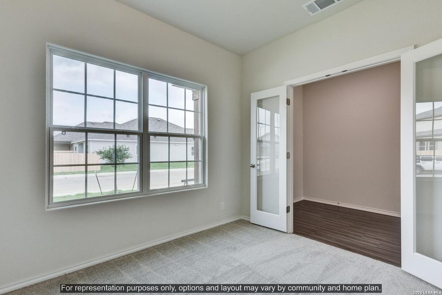 Spacious, unfurnished interior of a new home in Nopal Valley, San Antonio (Image 14).