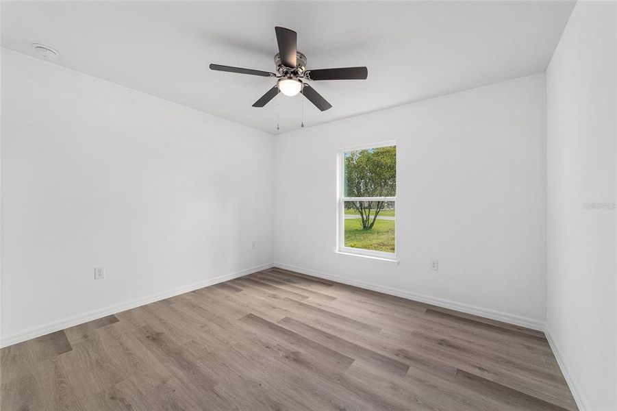 Spacious, unfurnished interior of a new home in , Dunnellon (Image 84).