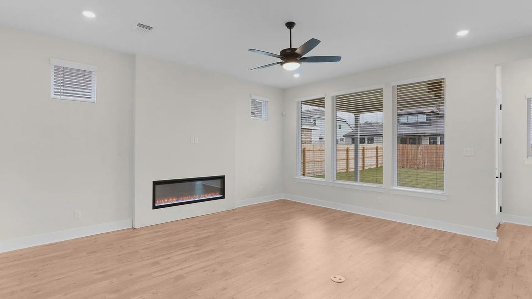 Spacious, unfurnished interior of a new home in The Grove at Blackhawk, Pflugerville (Image 12).