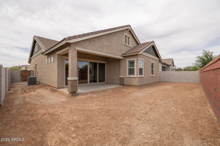 30)BACK OF HOME 30)BACK OF HOME