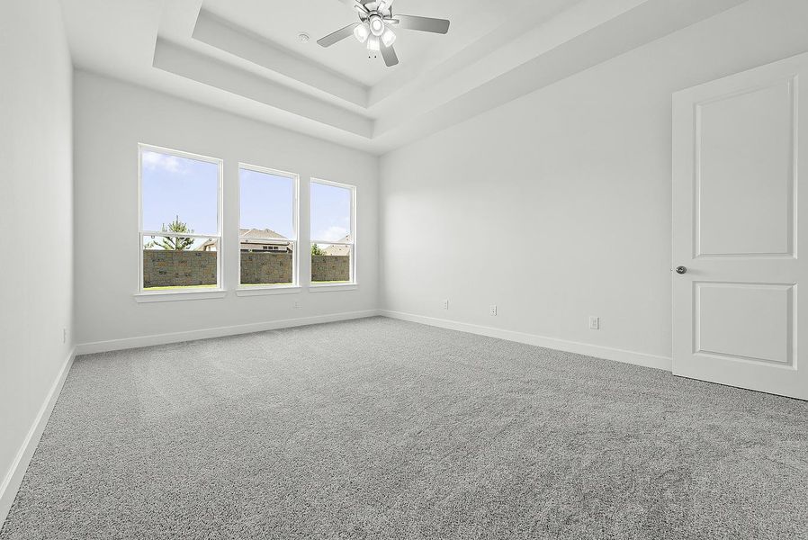 Spacious, unfurnished interior of a new home in Jordan Ranch, Katy (Image 22).
