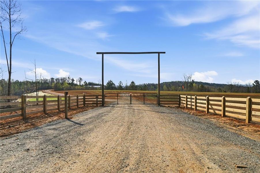 Community amenities in , Ellijay (Image 17).