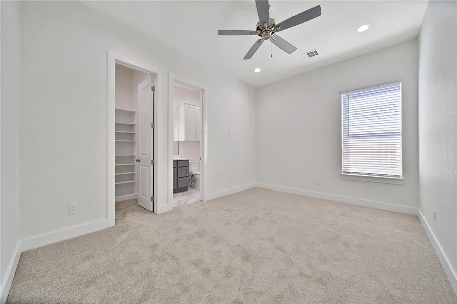 Spacious, unfurnished interior of a new home in , Houston (Image 22). Spacious, unfurnished interior of a new home in , Houston (Image 22).