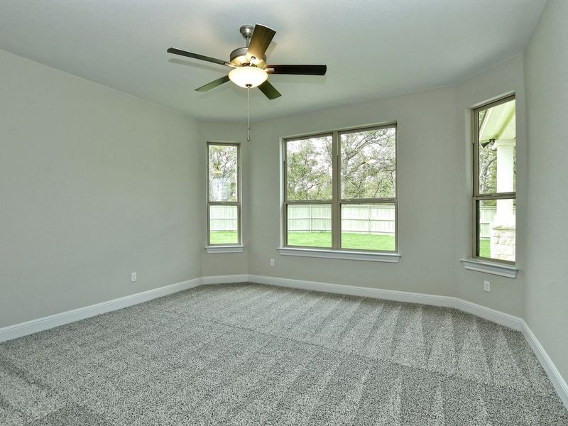 Representative unfurnished interior of a home built from the Madera II by Giddens Homes in Scofield Farms Estates, Georgetown (Image 380).
