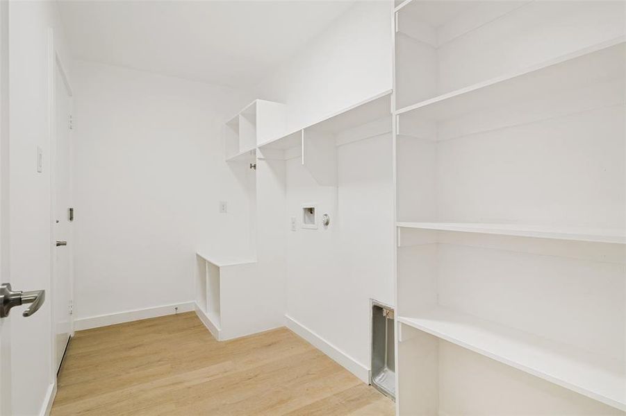 Spacious, unfurnished interior of a new home in , Terrell (Image 10).