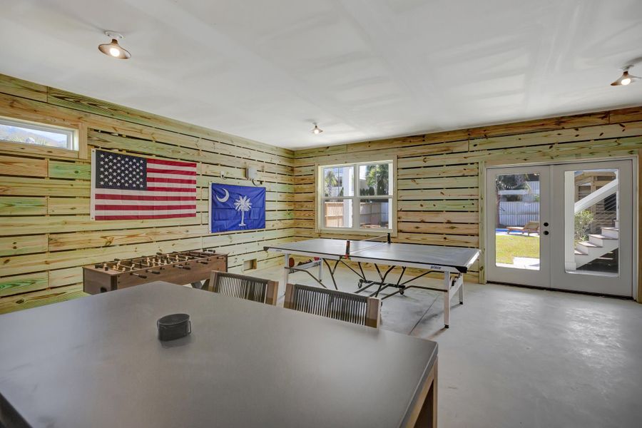 Community amenities in , Isle Of Palms (Image 42). Community amenities in , Isle Of Palms (Image 42).