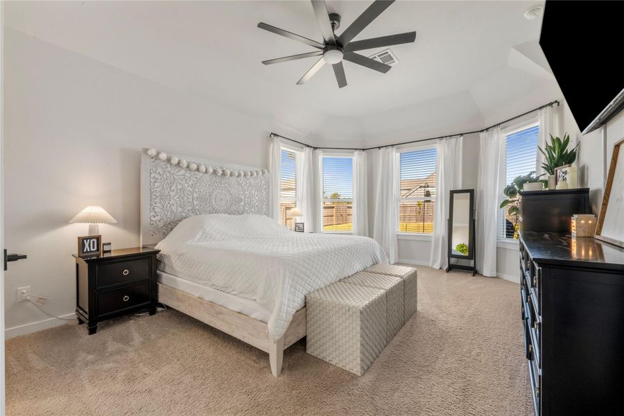 Furnished interior view inside a new home in , Mont Belvieu (Image 17). Furnished interior view inside a new home in , Mont Belvieu (Image 17).