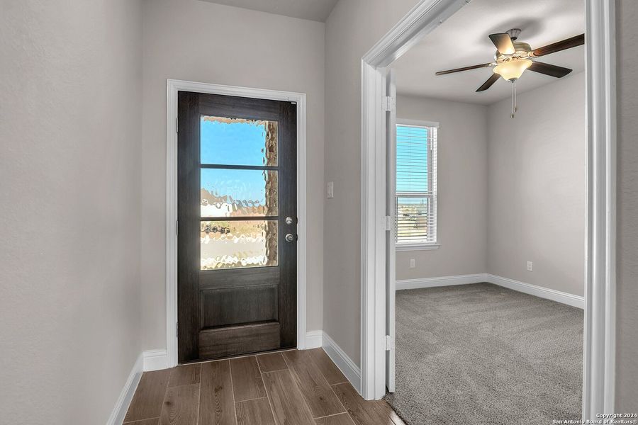 Spacious, unfurnished interior of a new home in Morgan Meadows, San Antonio (Image 23). Spacious, unfurnished interior of a new home in Morgan Meadows, San Antonio (Image 23).