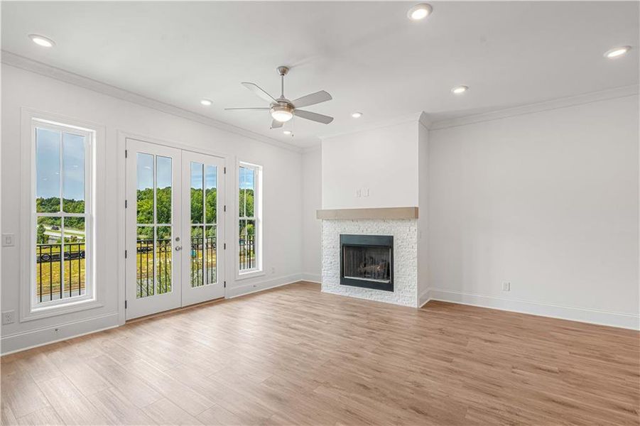 Spacious, unfurnished interior of a new home in Waterhaven, Cumming (Image 46).