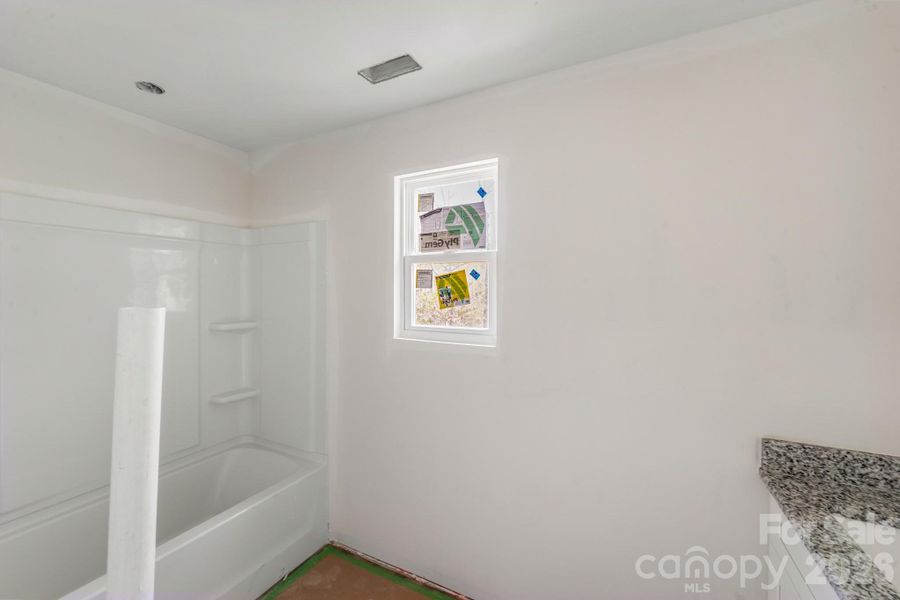 Spacious, unfurnished interior of a new home in , Lancaster (Image 5).