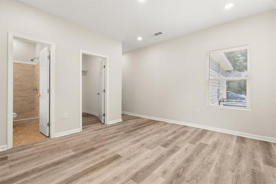 Spacious, unfurnished interior of a new home in , Lithonia (Image 19).
