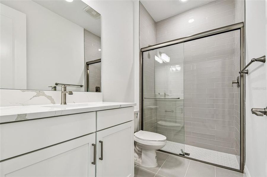 Furnished interior view inside a new home in Creeks Edge at Twin Rivers, Parrish (Image 5). Furnished interior view inside a new home in Creeks Edge at Twin Rivers, Parrish (Image 5).