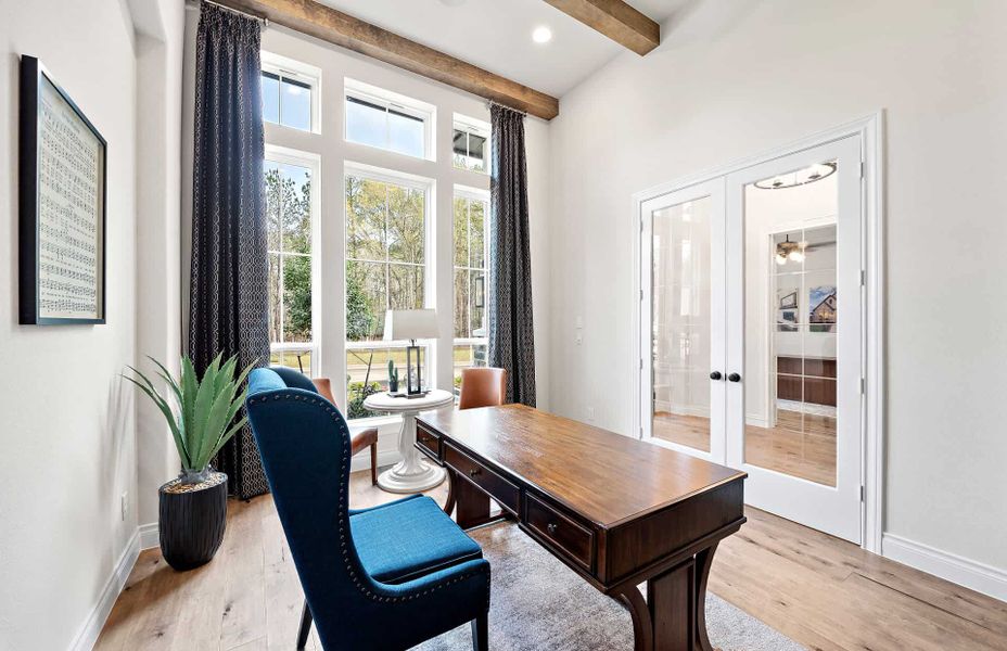 Furnished interior view inside a new home in Artavia 70′, Conroe (Image 5).