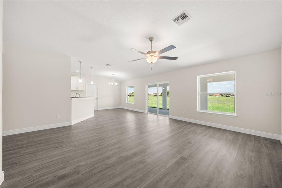 Spacious, unfurnished interior of a new home in , Sebring (Image 48).