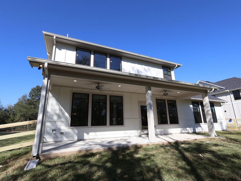 Image 49 of a home in The Oaks on 6th Street.