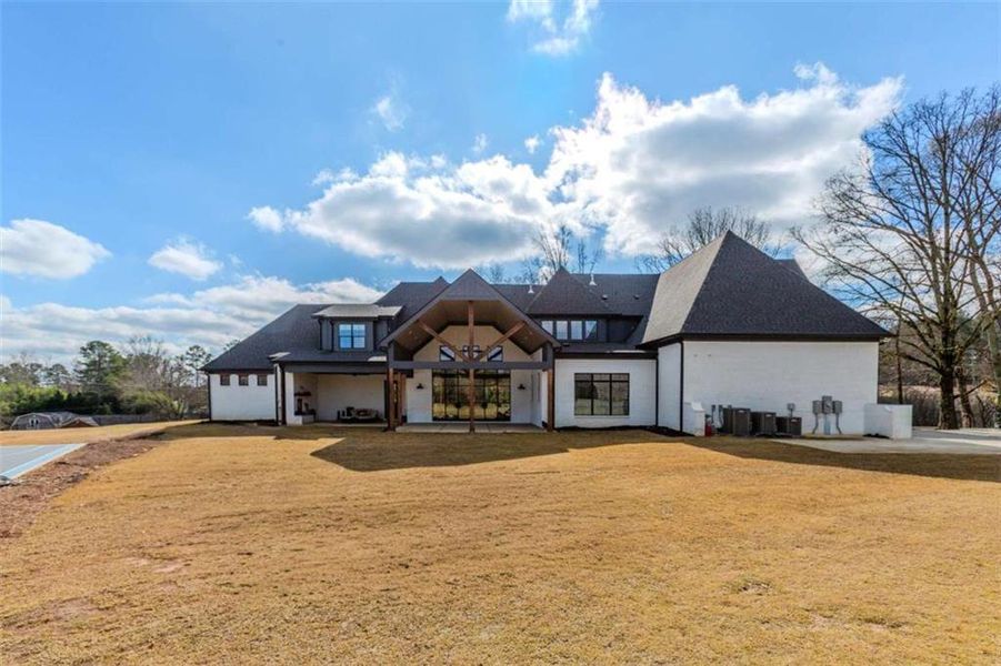 Image 63 of a home in .