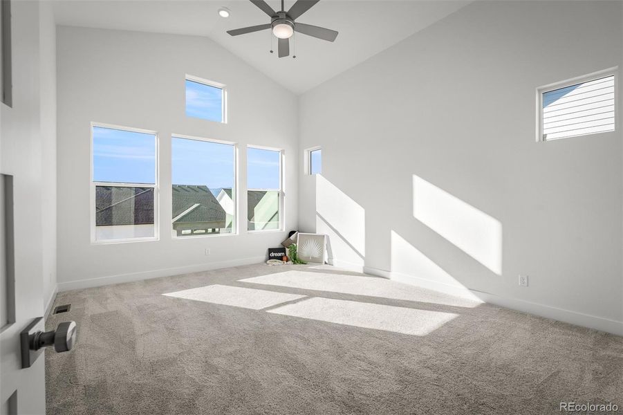 Spacious, unfurnished interior of a new home in Cloverleaf - Pinnacle Collection, Monument (Image 22).