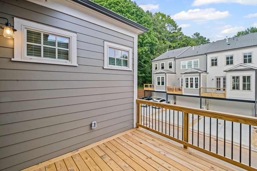 Exterior details and patio area of a home in Devin's Shire, Kennesaw (Image 3).