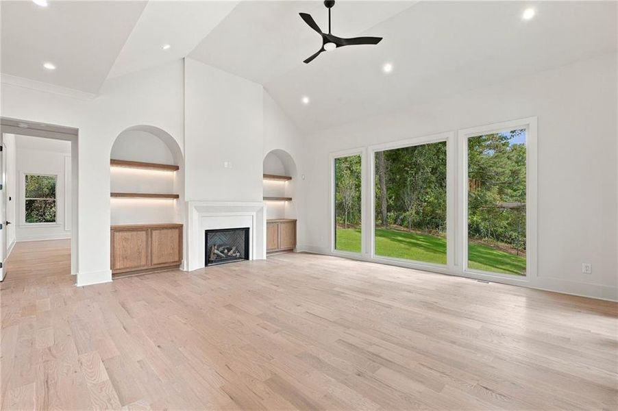 Spacious, unfurnished interior of a new home in , Alpharetta (Image 26).