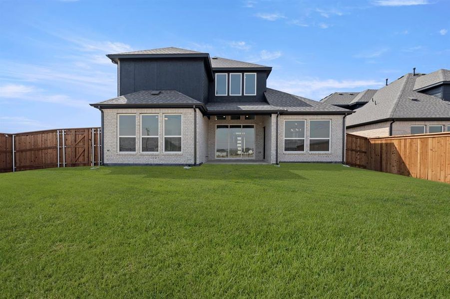 26. 9613 Westchester - Back