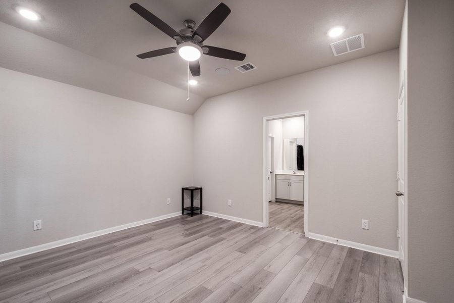 Spacious, unfurnished interior of a new home in Marisol, Katy (Image 21). Spacious, unfurnished interior of a new home in Marisol, Katy (Image 21).