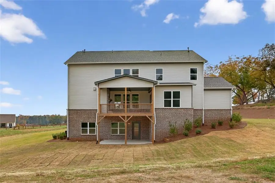 Exterior details and patio area of a home in , Gainesville (Image 36).
