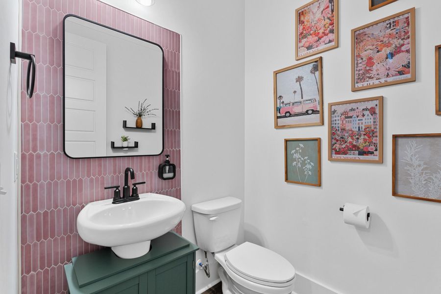 Furnished interior view inside a new home in , Ravenel (Image 38).