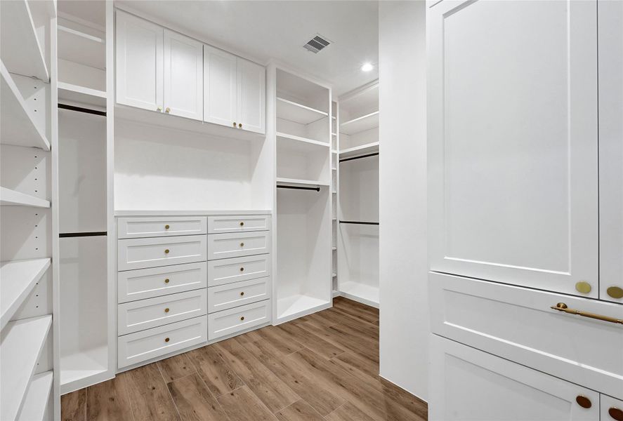 Spacious, unfurnished interior of a new home in , Montgomery (Image 45).