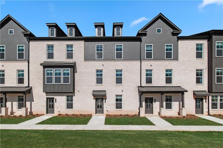 Image 44 of a home in Daybreak.