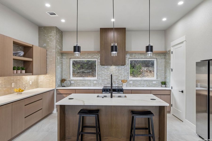 Furnished interior view inside a new home in , Canyon Lake (Image 18).