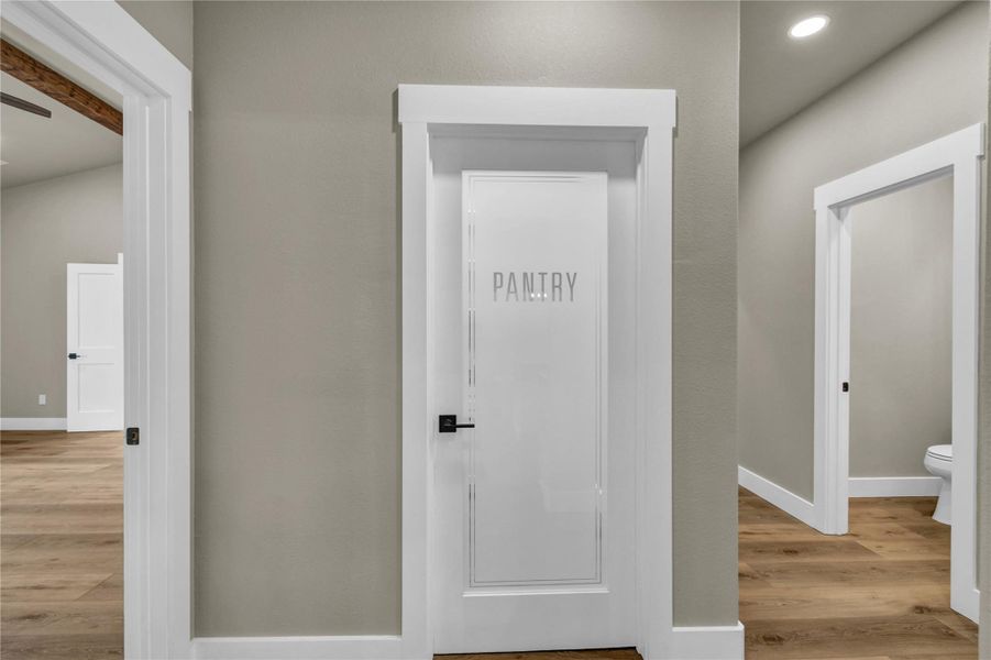 Spacious, unfurnished interior of a new home in , Angleton (Image 20).
