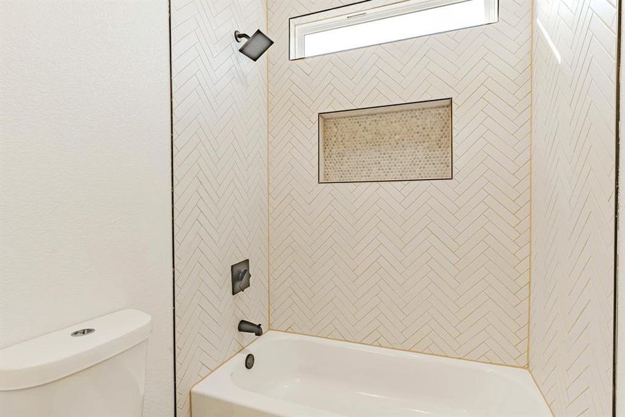 Close-up of interior finishes inside a home in , Granbury (Image 8). Close-up of interior finishes inside a home in , Granbury (Image 8).