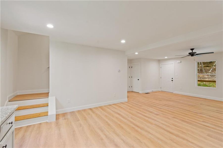 Spacious, unfurnished interior of a new home in , Dahlonega (Image 28).