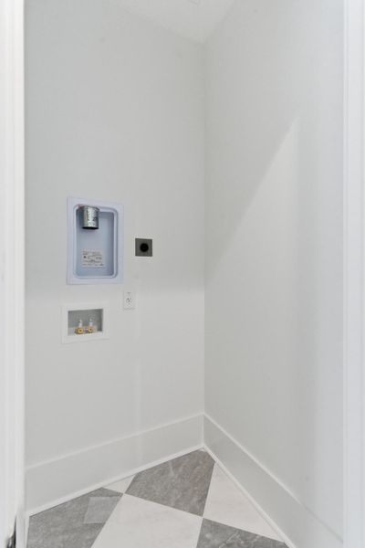 Spacious, unfurnished interior of a new home in , Mount Pleasant (Image 24).