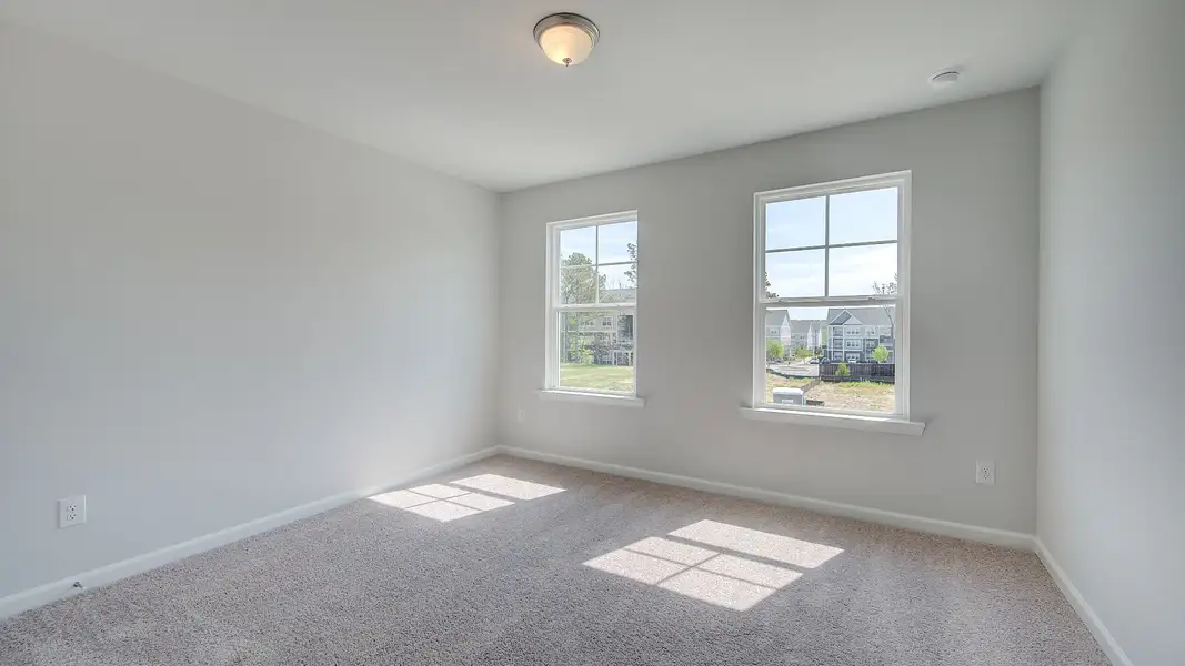 Spacious, unfurnished interior of a new home in Langley Overlook, Loganville (Image 19).