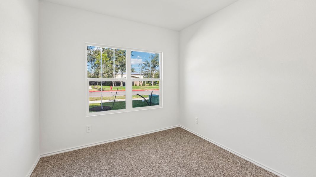 Spacious, unfurnished interior of a new home in Valverde, Bastrop (Image 23).