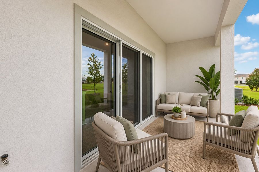 Spacious Lanai