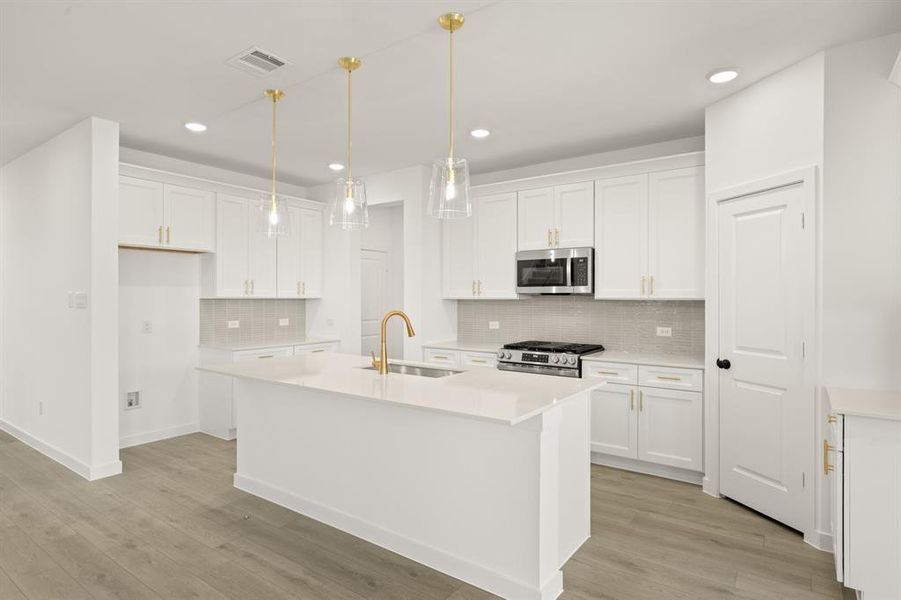 665 Tyronza- Kitchen-1