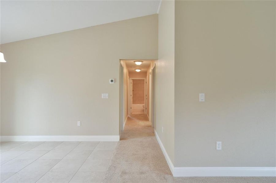 Spacious, unfurnished interior of a new home in , Ocala (Image 28).